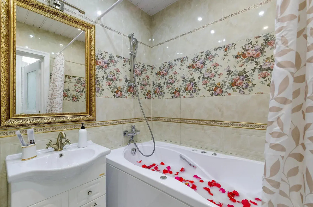 Квартирное бюро Крылья на улице Ивана Франко 7