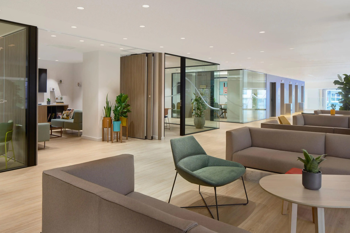 Отель INNSiDE by Melia Barcelona Apolo