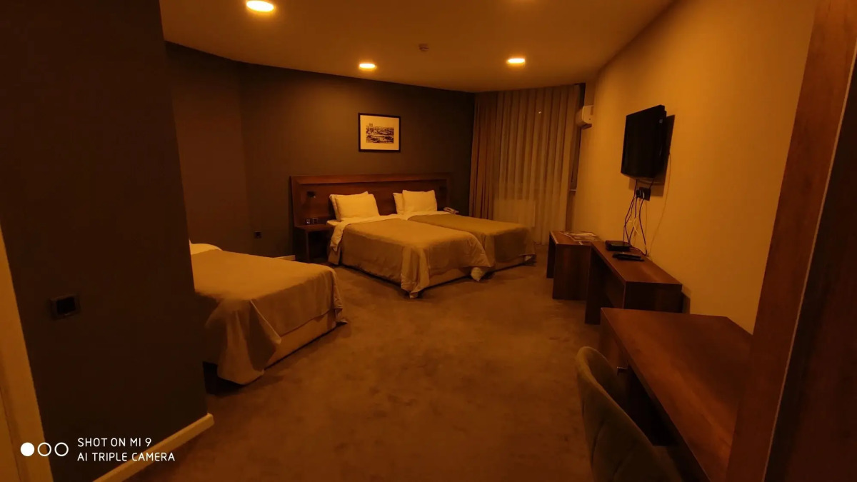 Отель «Яхт-клуб»