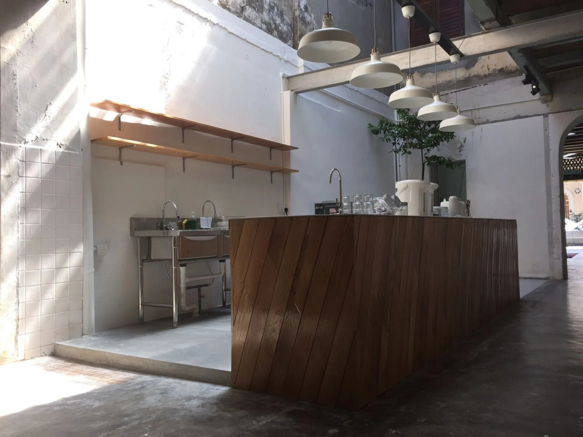 The Frame Guesthouse - Hostel