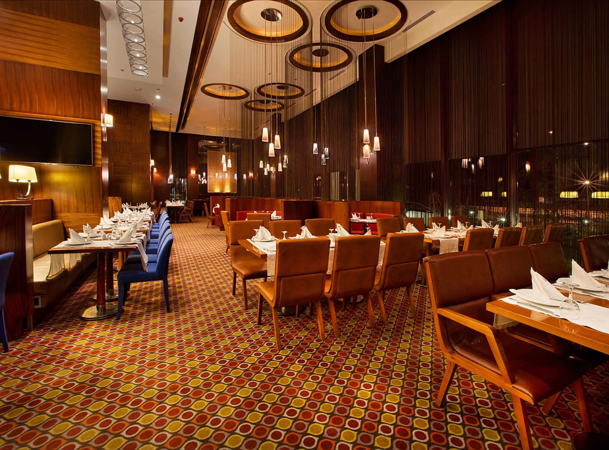 DoubleTree by Hilton Hotel Van