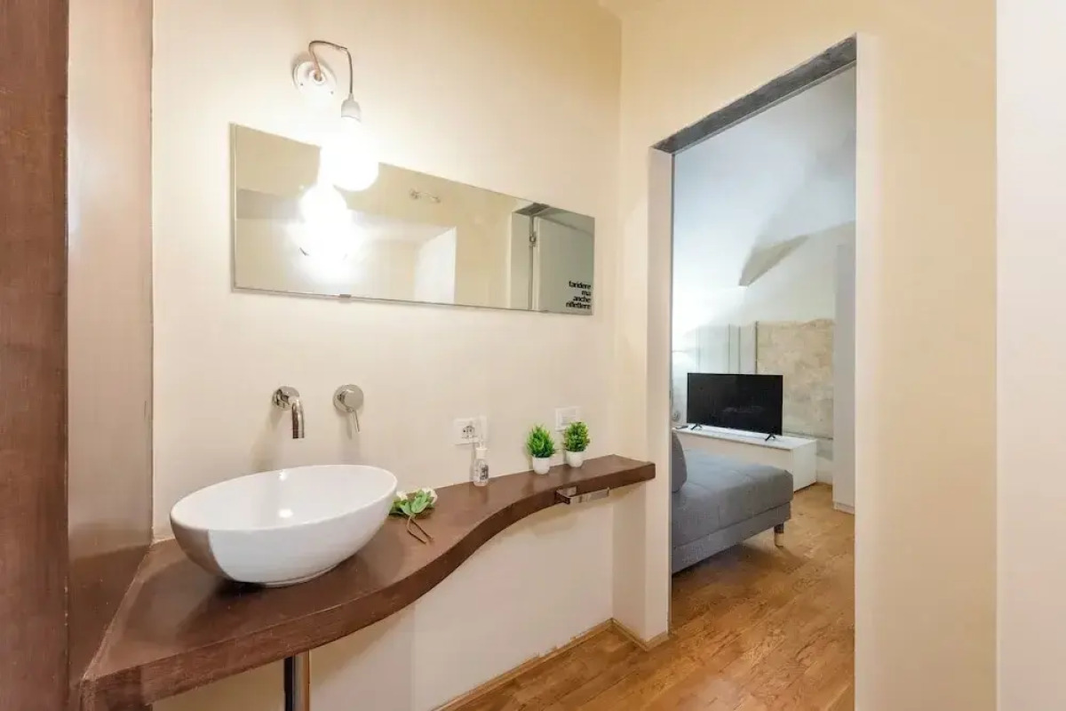 Genova Studio in San Lorenzo