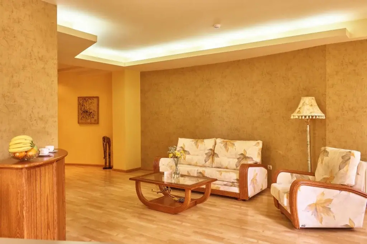 Тиссен Хаус