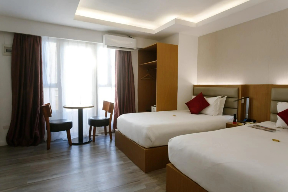 Regency Grand Suites