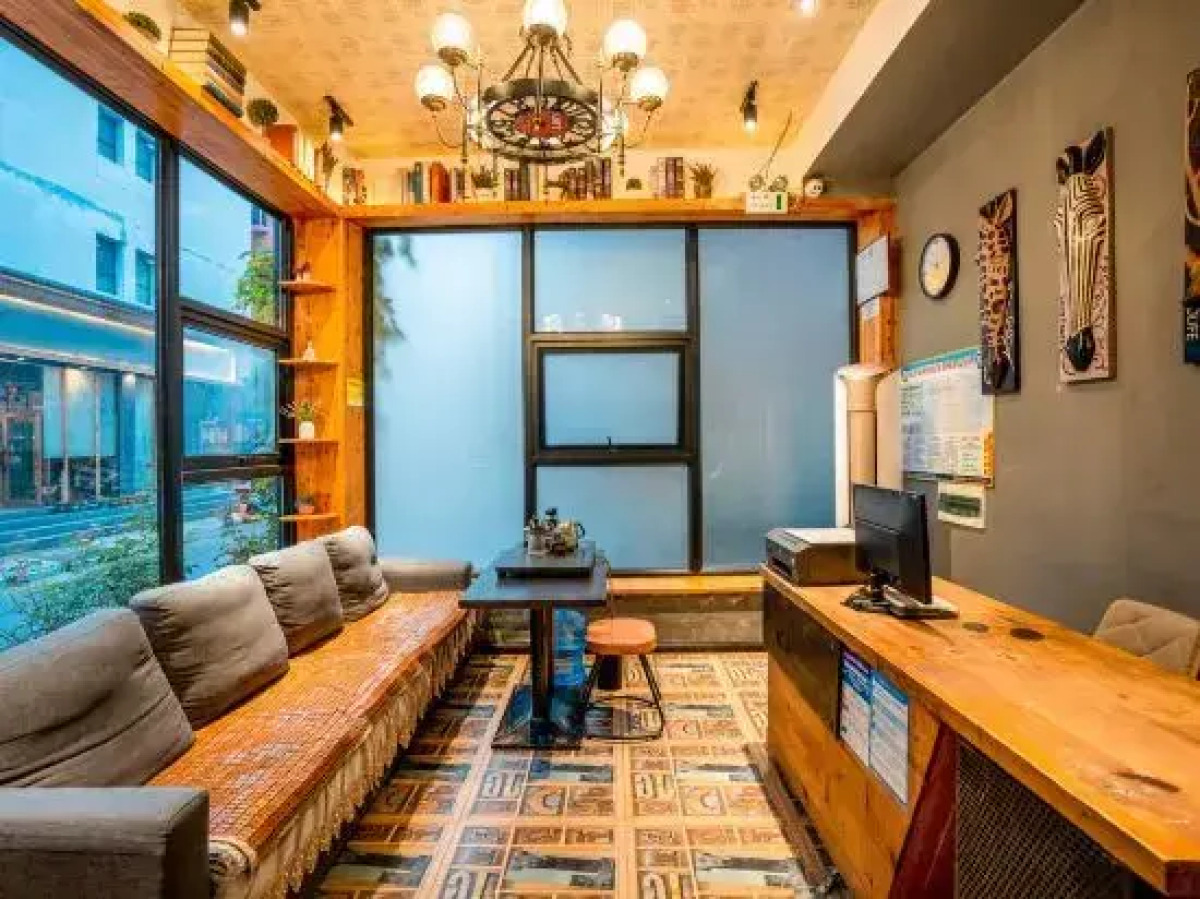 Tianmen Mountain Loft Art Inn