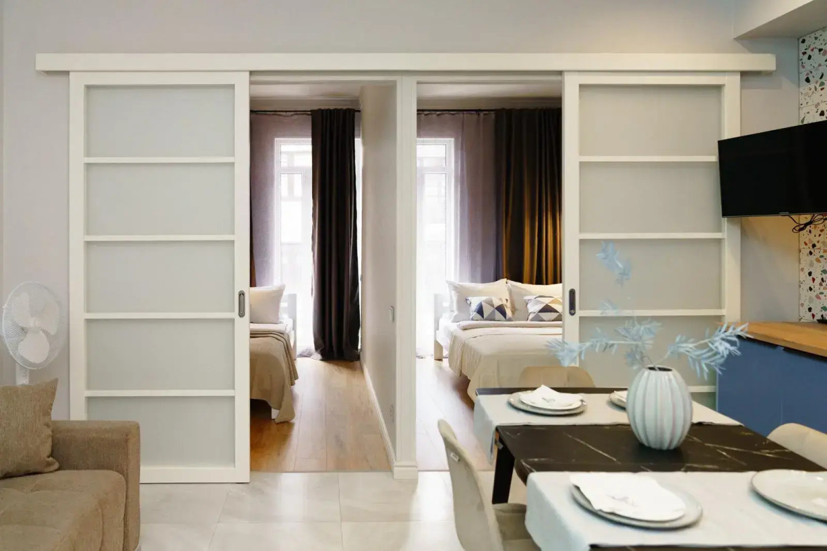 Апартаменты Apart-Deluxe Легенды моря на улице Ленина 15