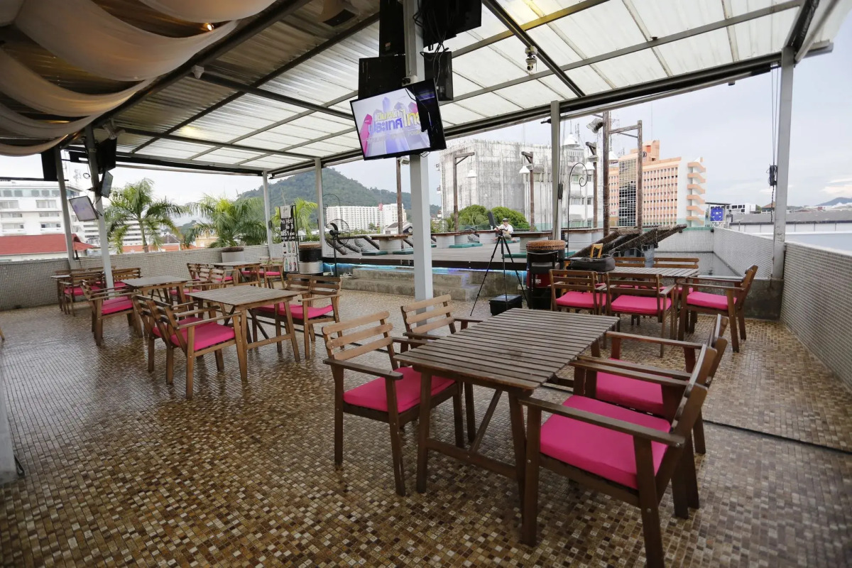 Quip Bed & Breakfast Phuket Hotel