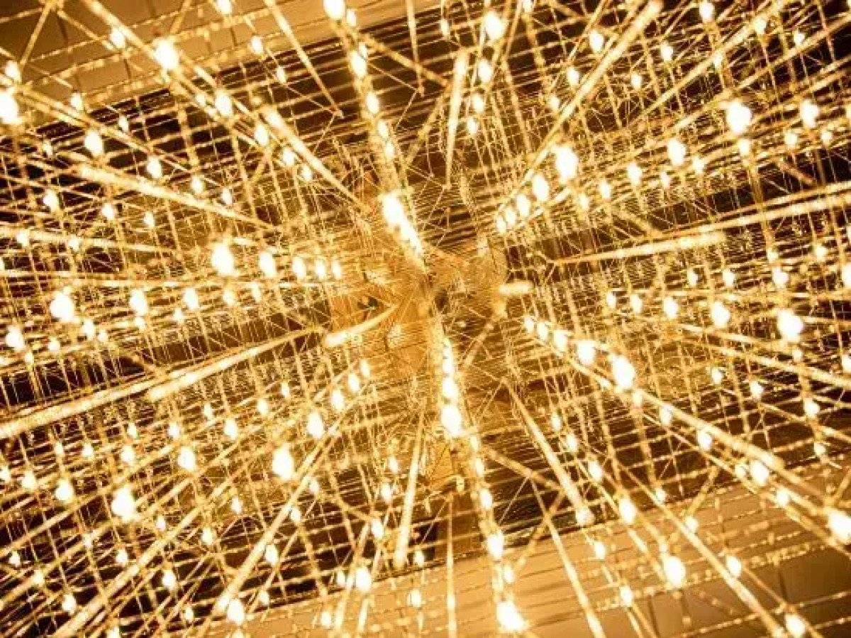 Crystal Hotel Shanghai Jinling East Road on the  Bund