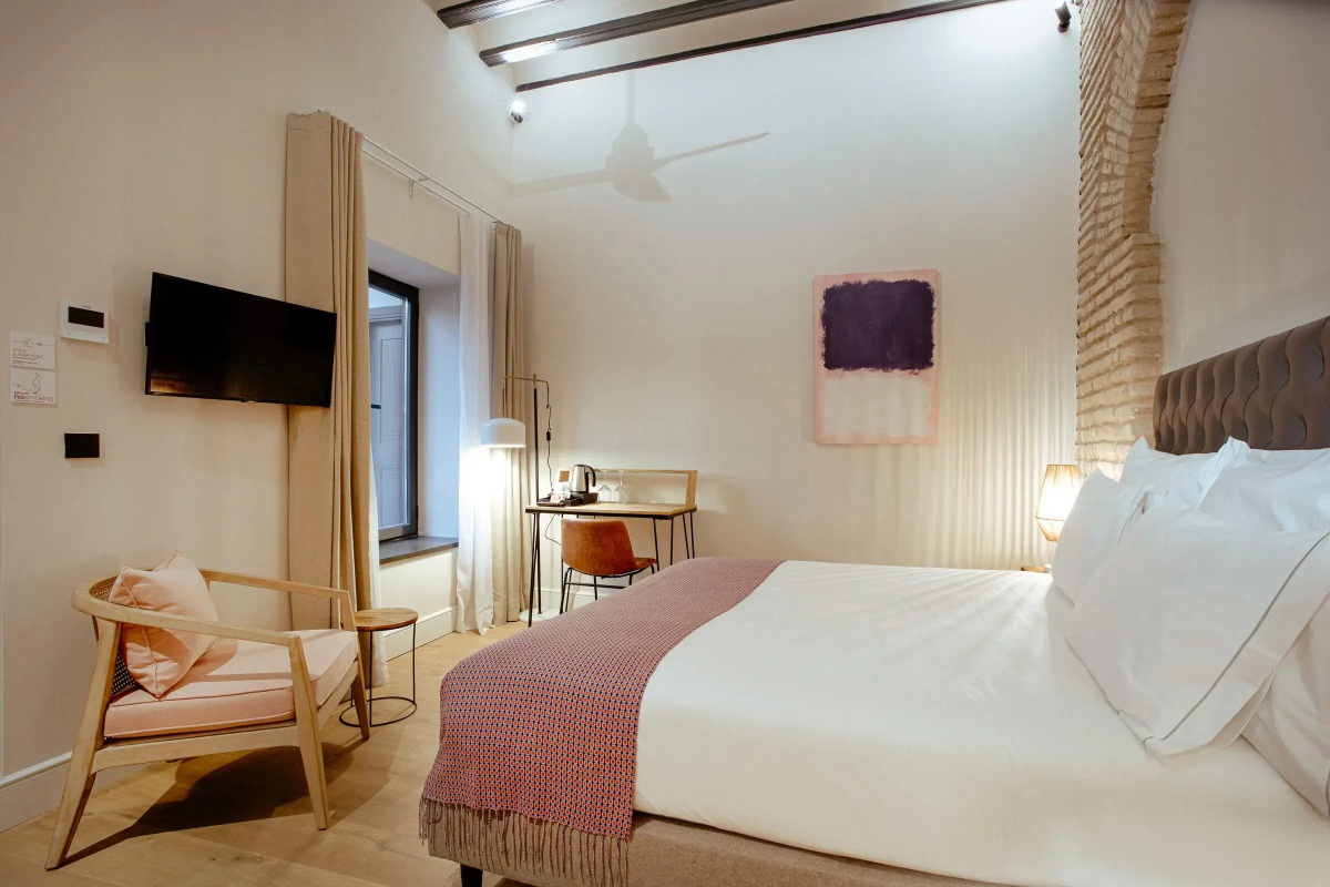 Casa Alhaja by Shiadu