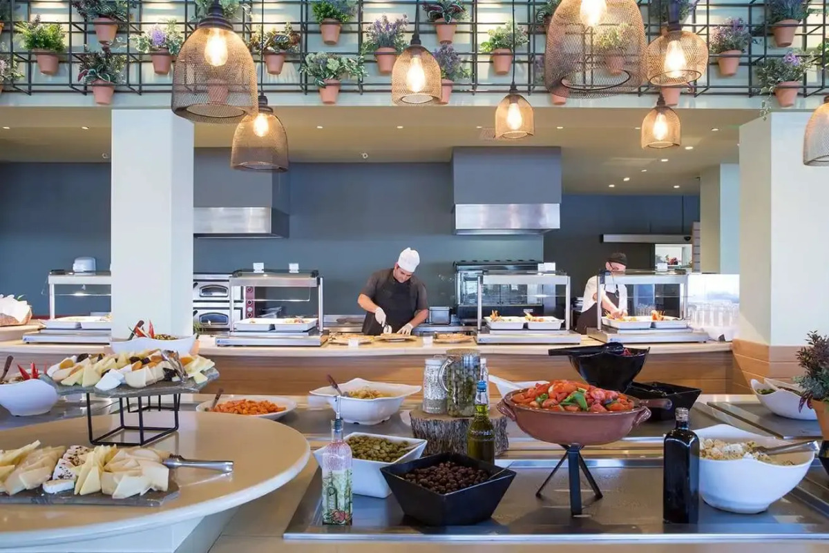 Отель Dolce Athens A tica Riviera