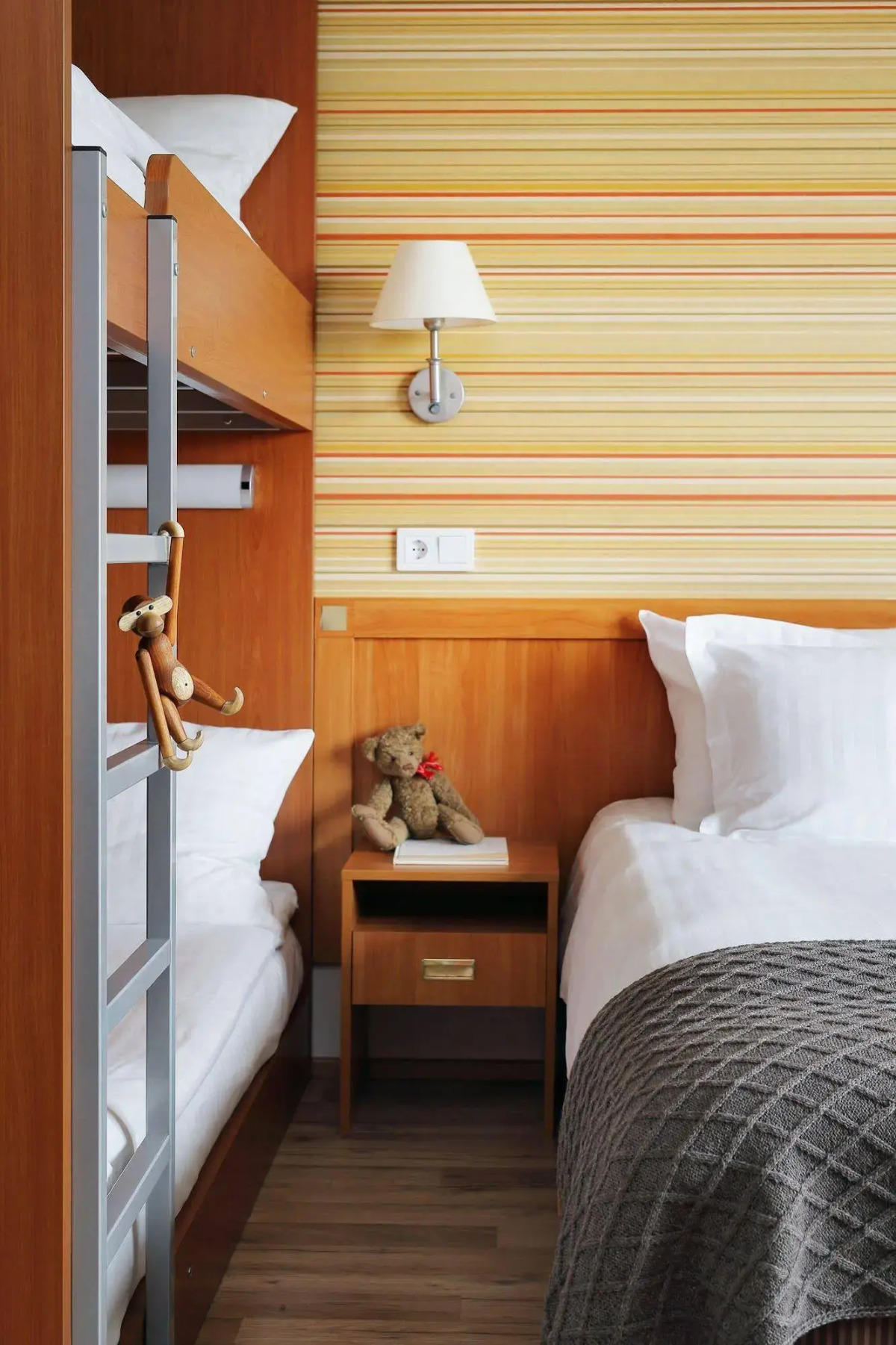 Oru Hub Hotel Tallinn — Handwritten Collection