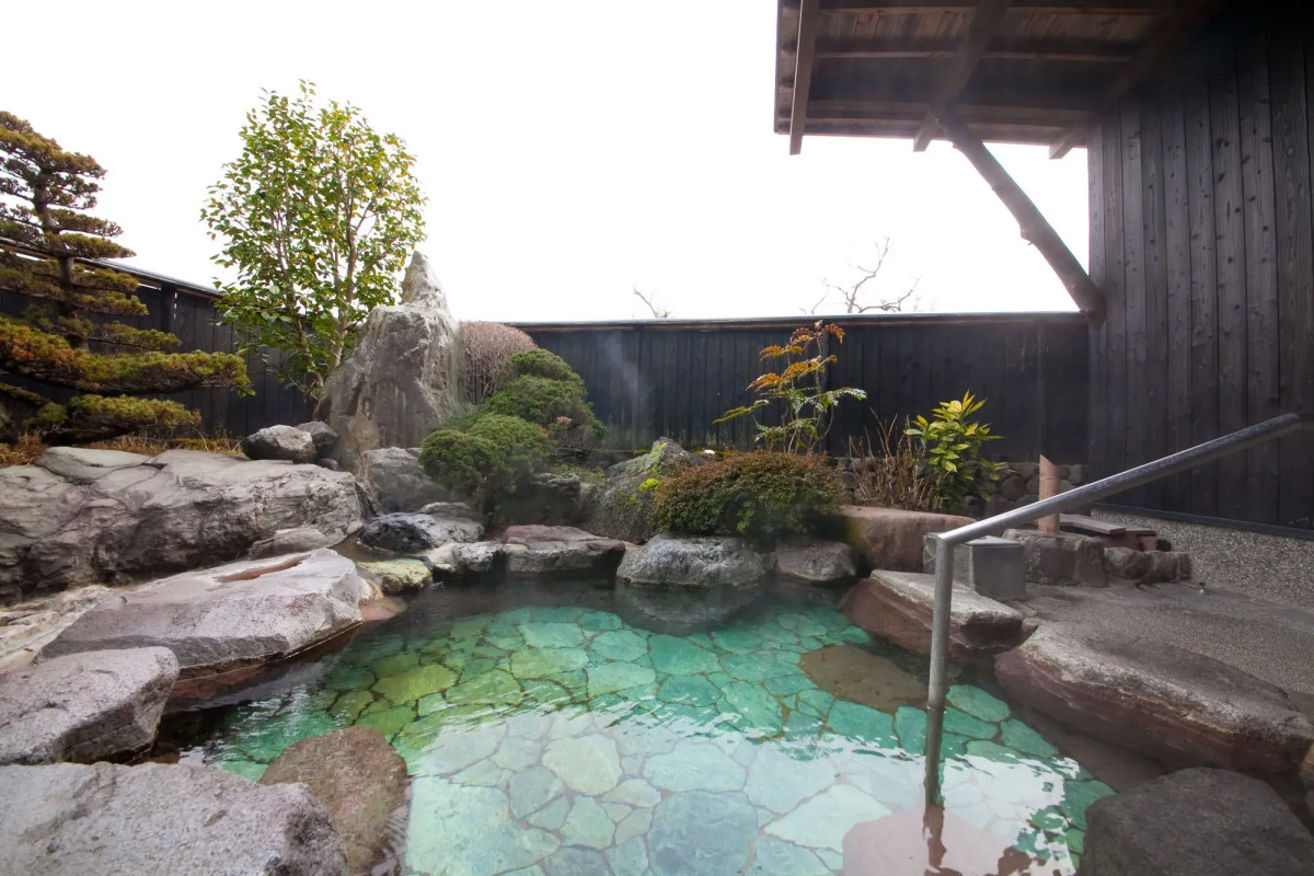 Yufuin Yawaraginosato Yadoya