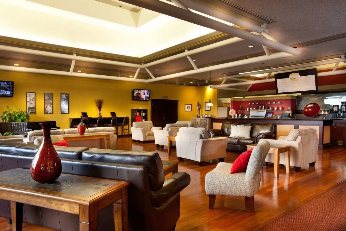 Holiday Inn Portland - Columbia Riverfront by IHG