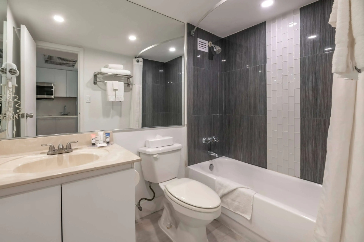 Ramada Plaza by Wyndham Marco Polo Beach Resort