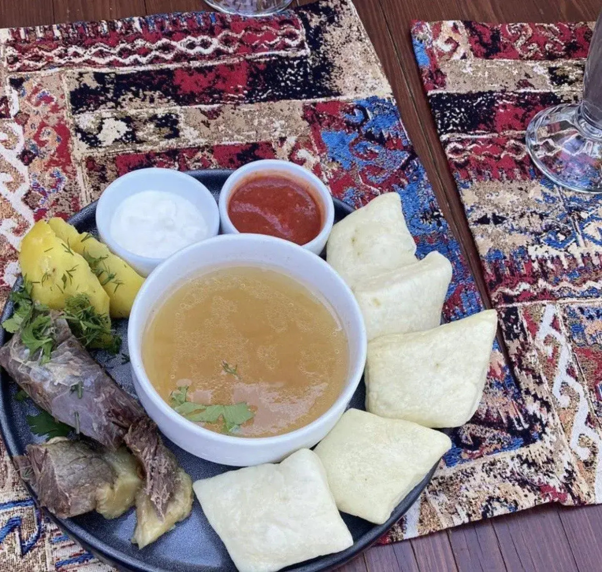 Родное гнездо