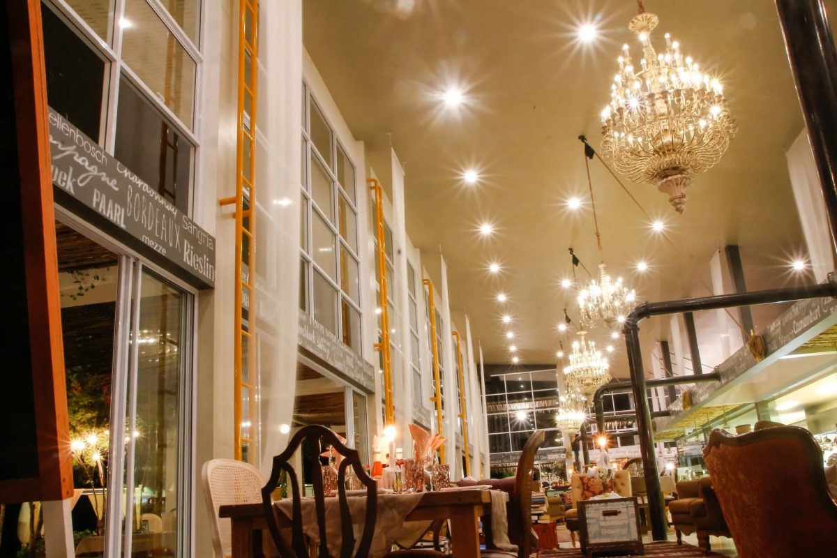 Summer Luxury Beach Resort and Spa