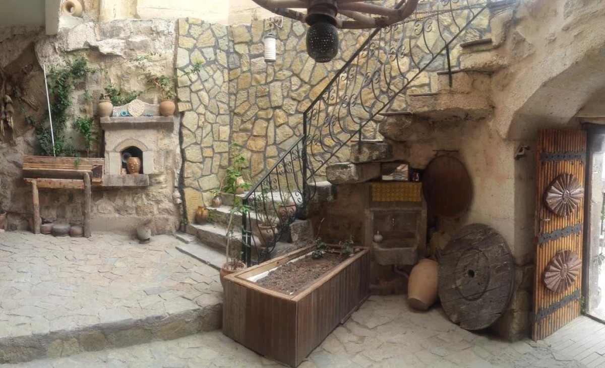 Uchisar Cave Pansion