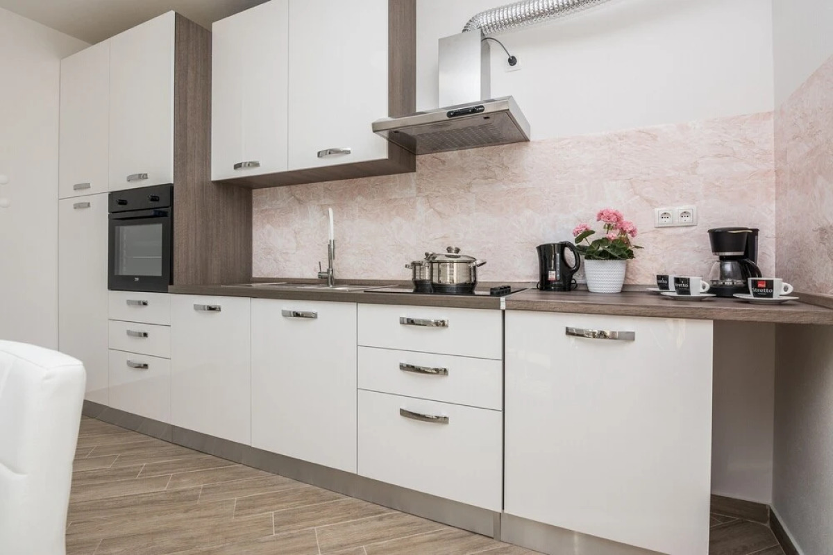 Pool Apartment Bakija 2