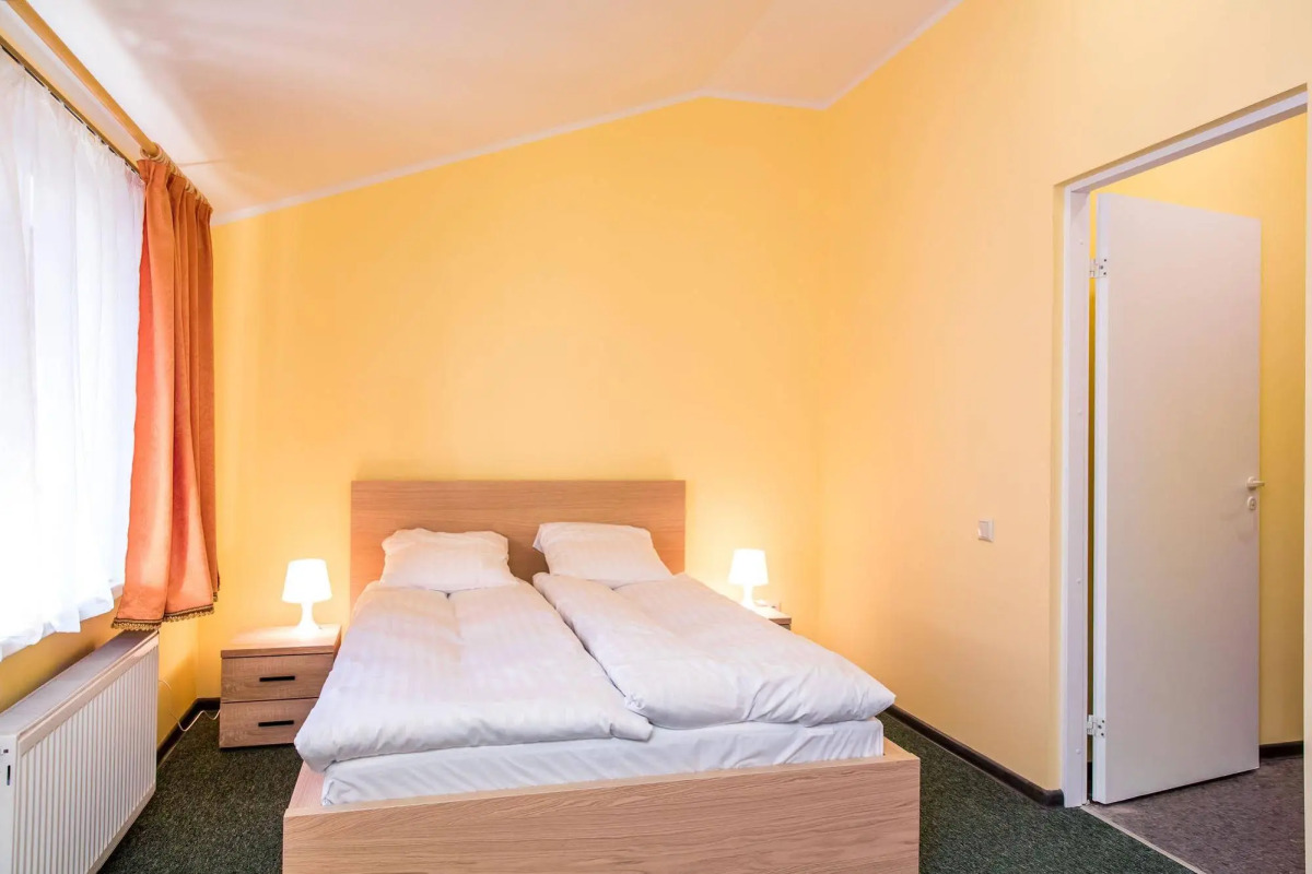 Отель Augustine