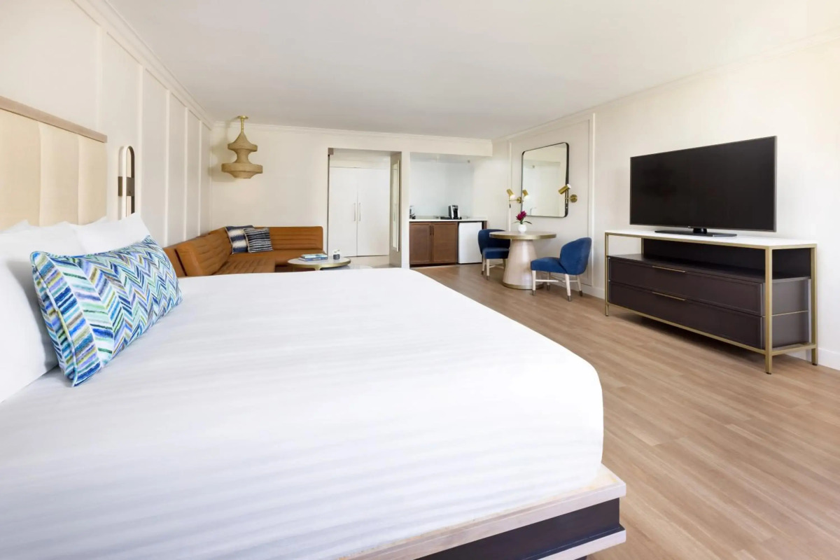 The Anza - A Calabasas Hotel