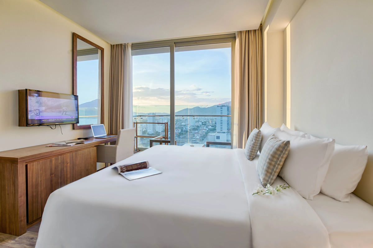 A La Carte Da Nang Beach