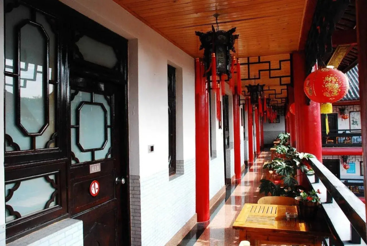 Chengdu Wenjun courtyard Hotel