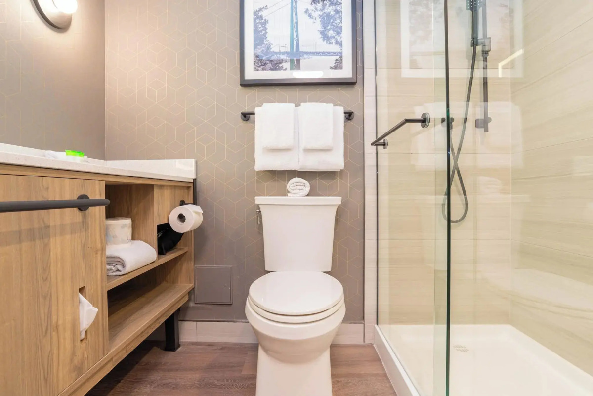 Sandman Suites Vancouver on Davie