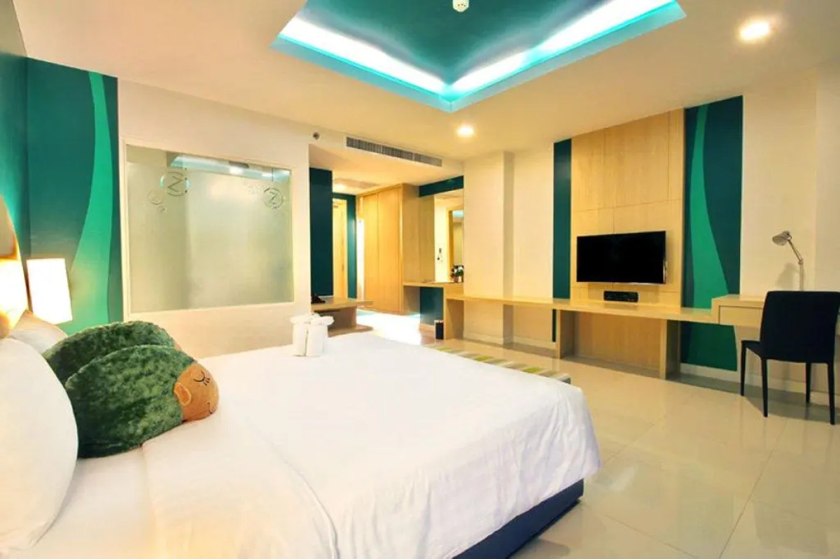 Sleep With Me Hotel design hotel @ patong