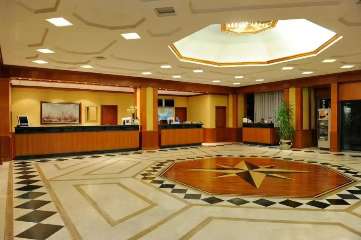 Tower Genova Airport Hotel & Conference Center