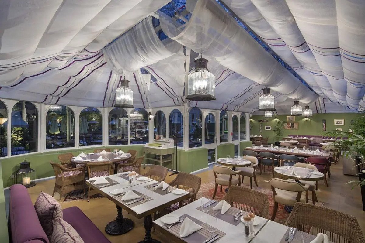 Hagia Sofia Mansions Istanbul, Curio Collection by Hilton