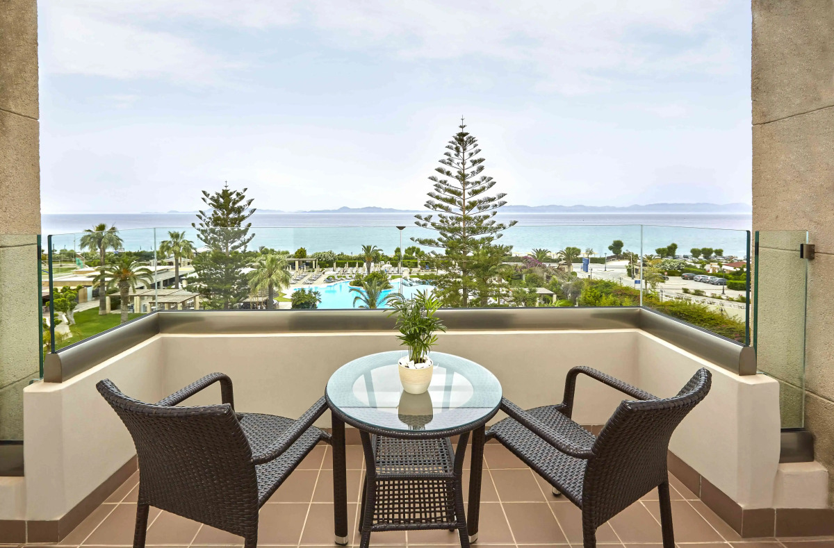 Курортный отель Sheraton Rhodes Resort