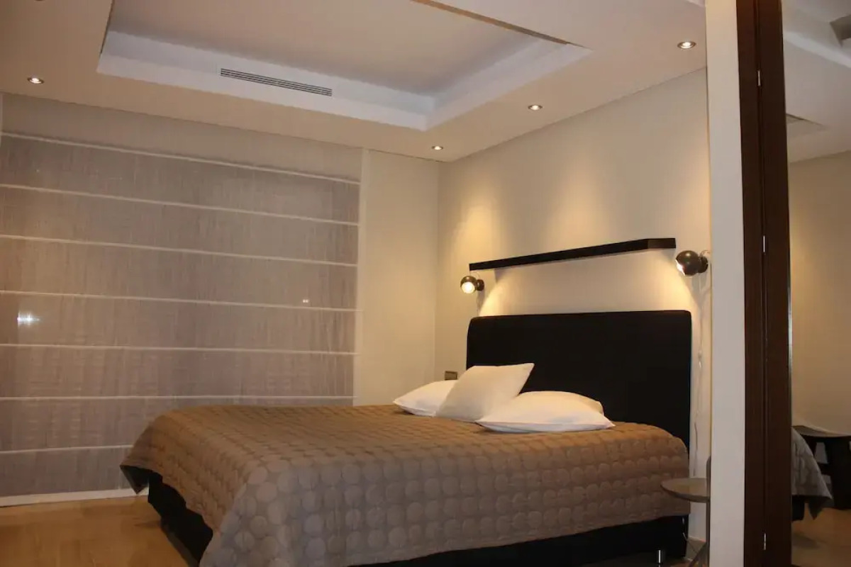 First Line Penthouse With Private Pool