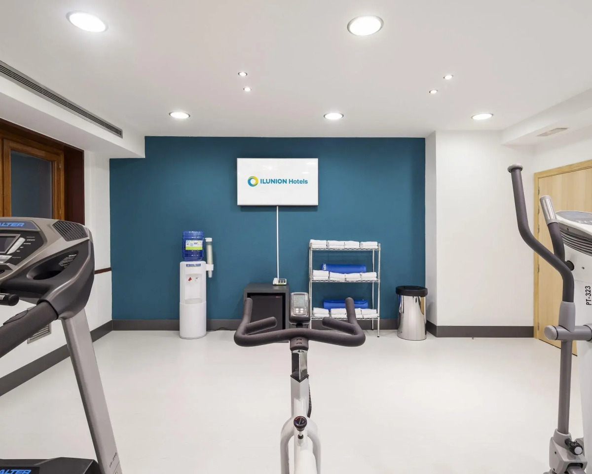 Отель Ilunion Bilbao