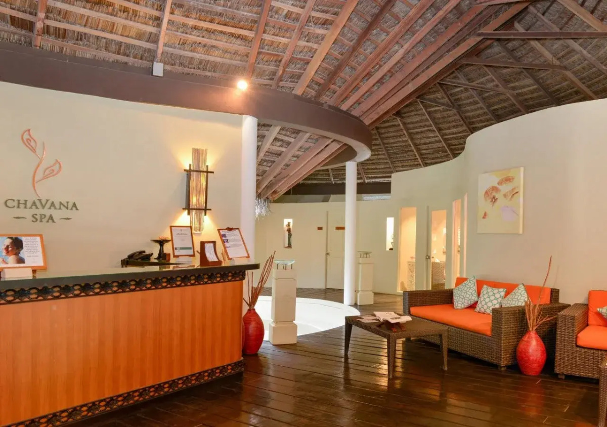 Adaaran Select Huduran Fushi