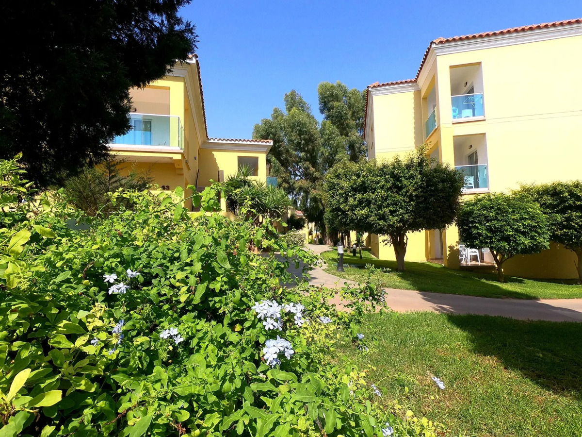 Курорт Malama Beach Holiday Village