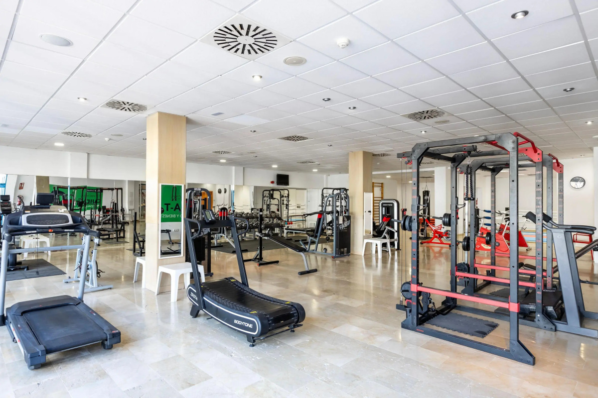 Отель THB Tropical Island Aparthotel