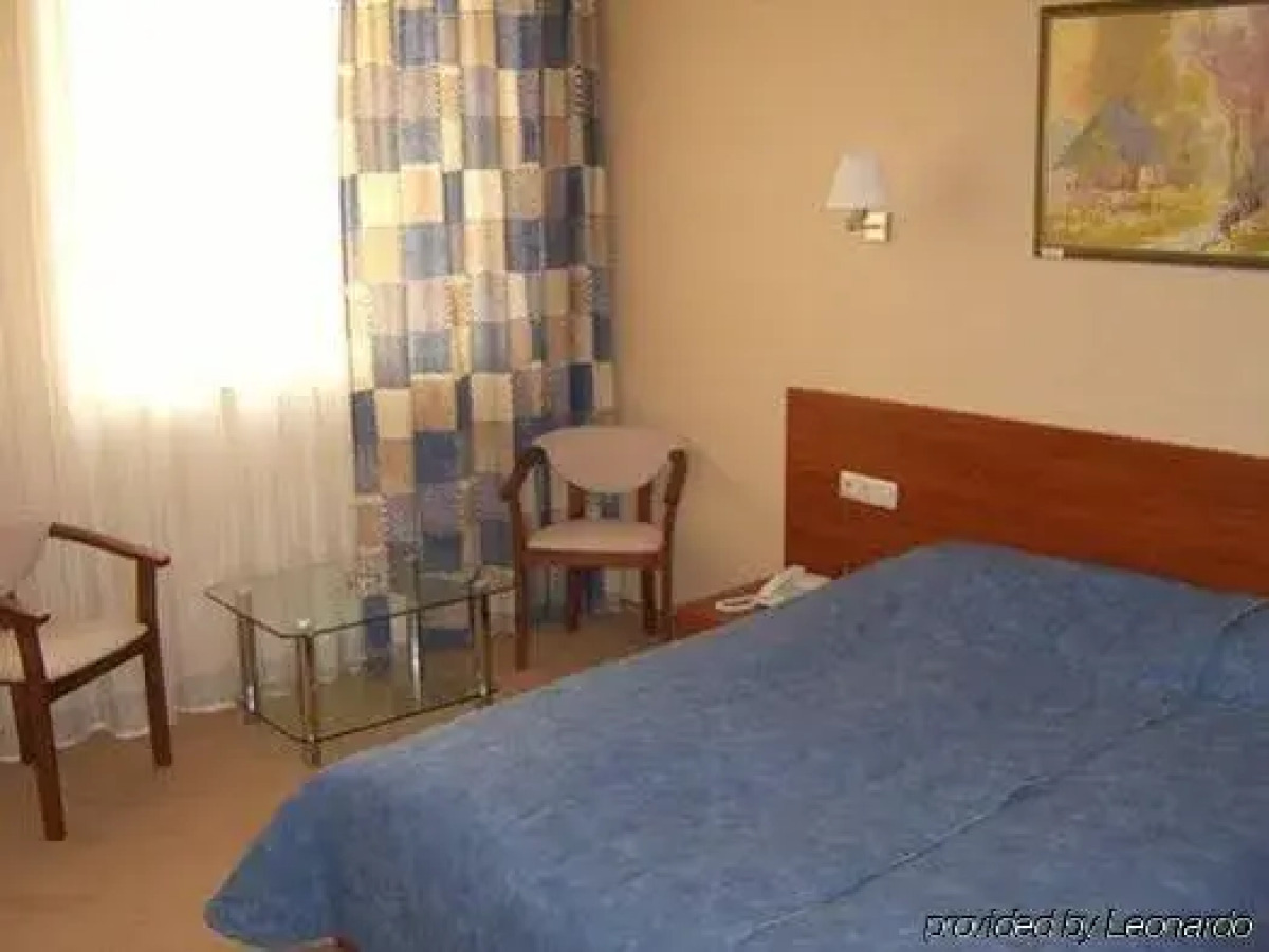 Гостиный Дом