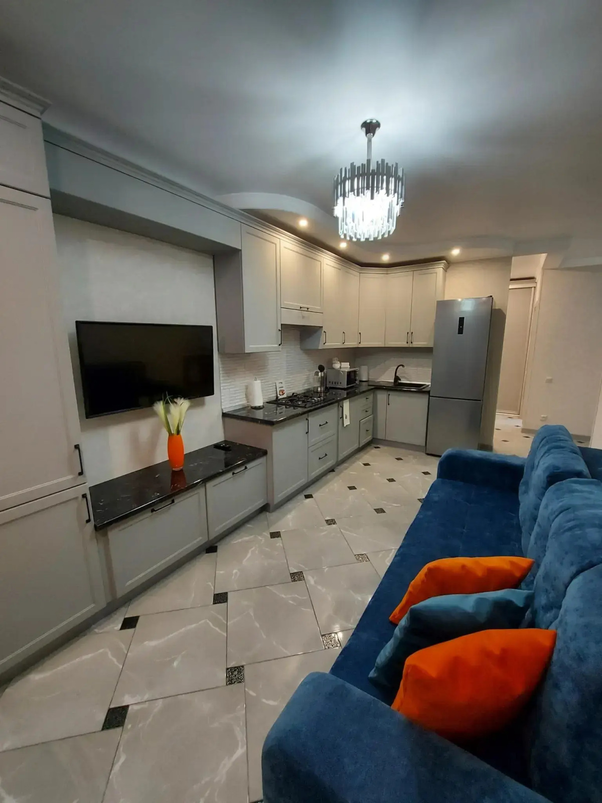 Апартаменты 5 звезд на улице Шамиля Джикаева 1А