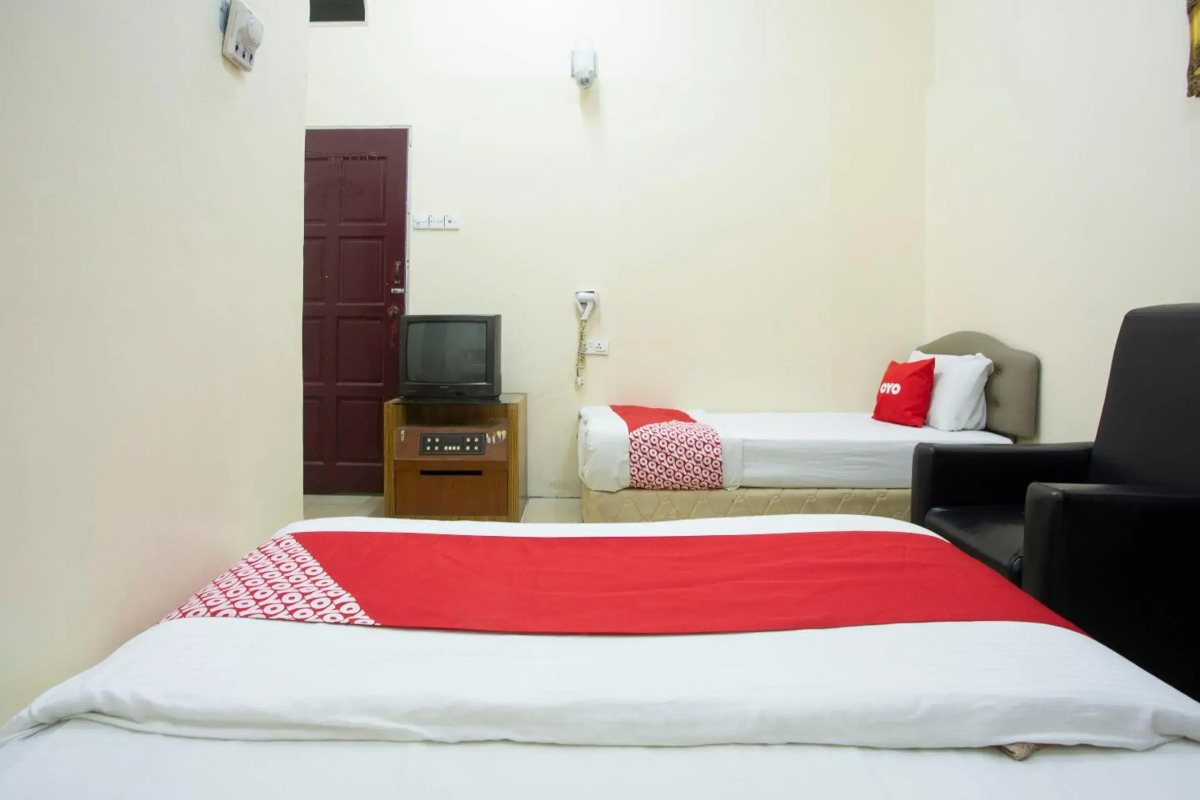 SPOT ON 90137 Casavilla Hotel Pudu