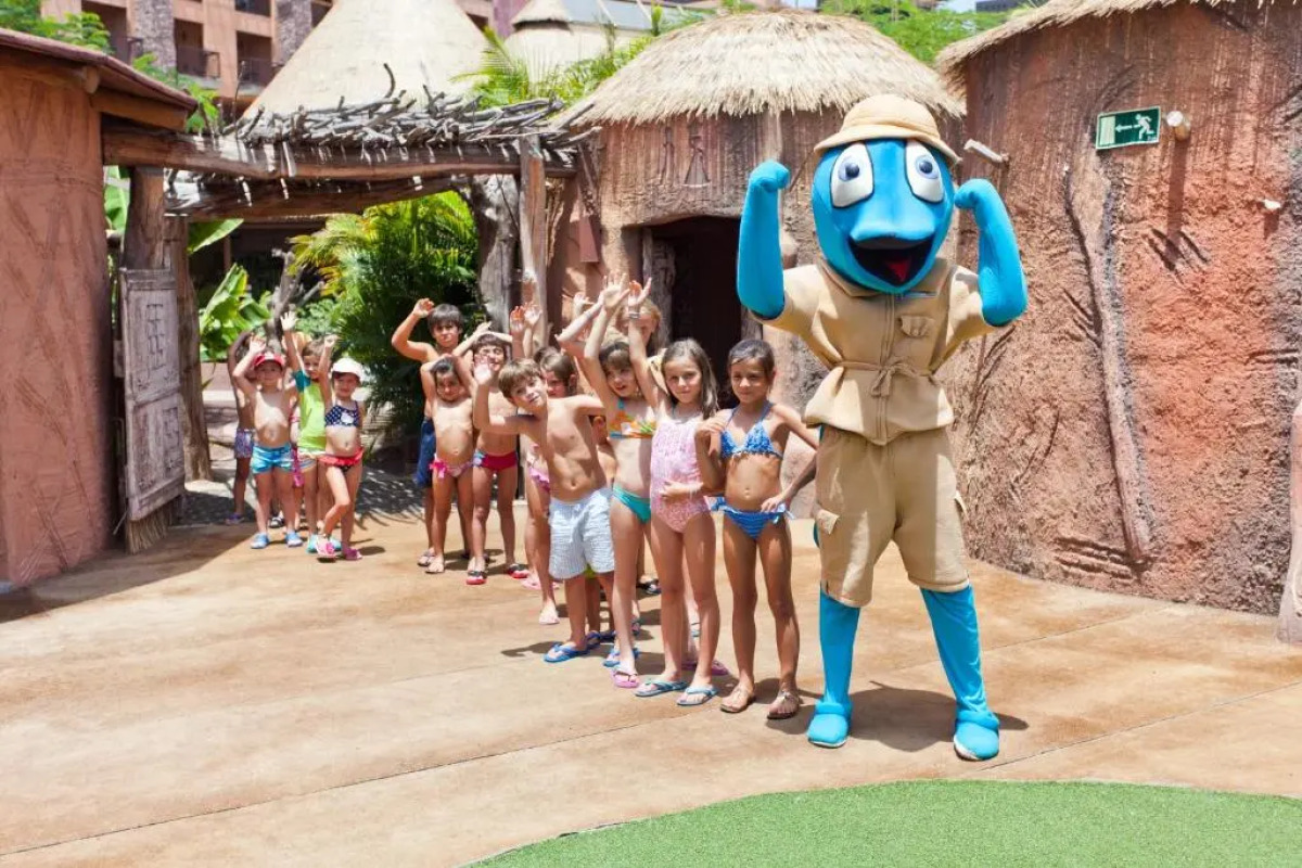 Lopesan Baobab Resort