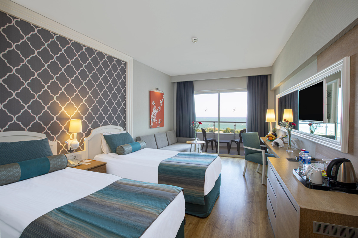 Sherwood Exclusive Lara