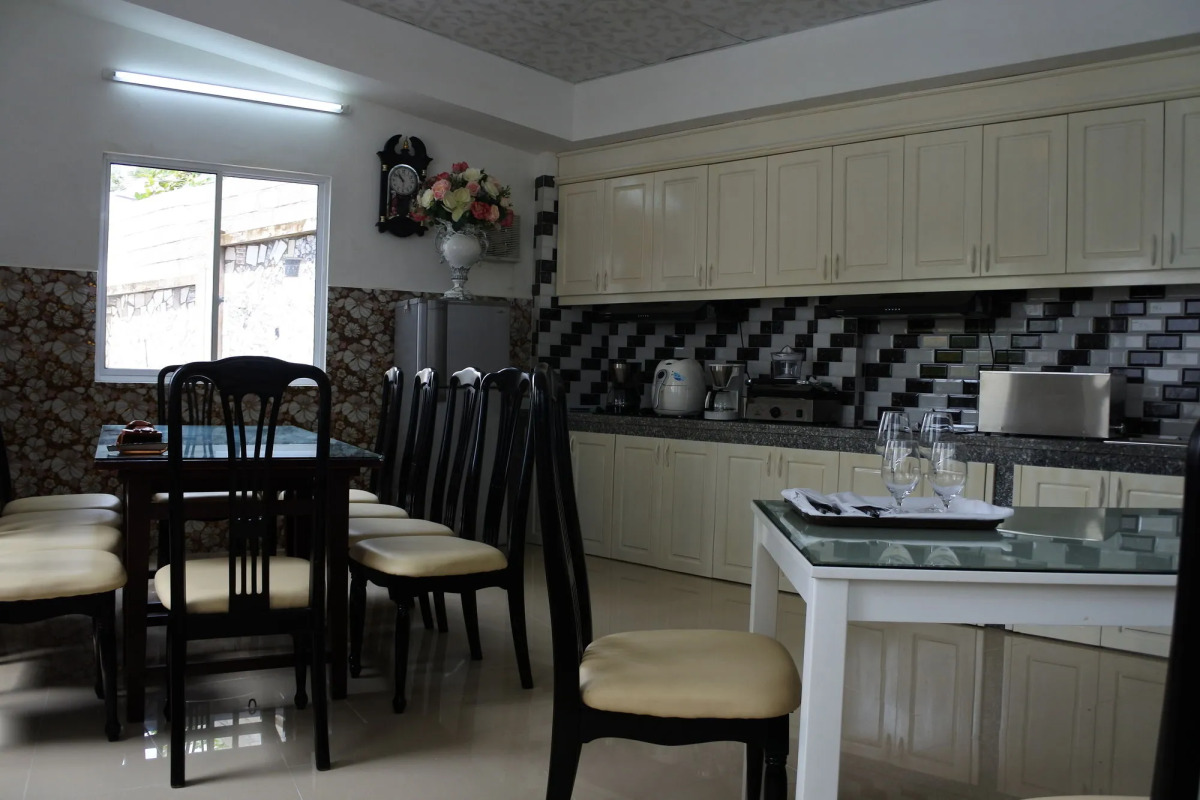 Godiva Phu Quoc Hotel