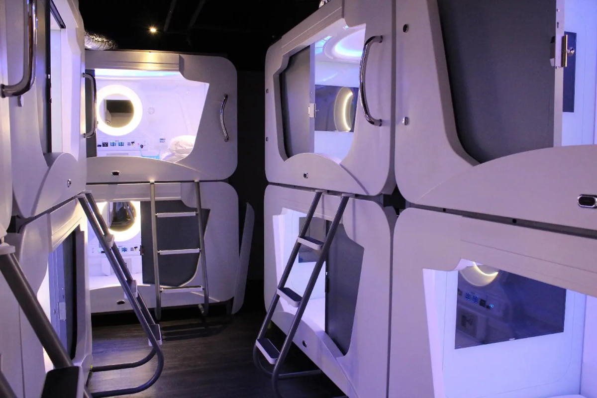 Heybear Capsule Hotel