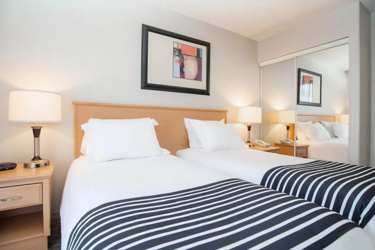 Sandman Suites Vancouver on Davie