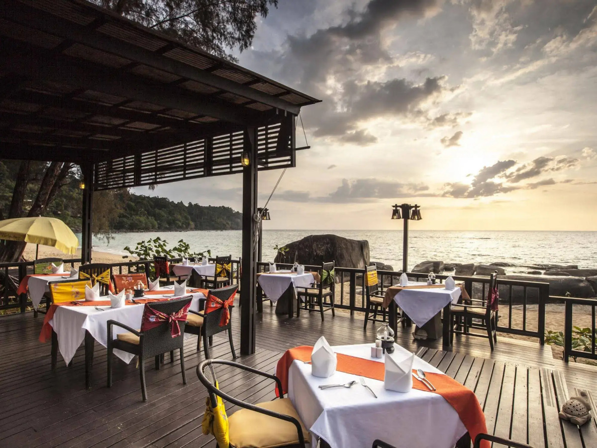 Khaolak Wanaburee Resort