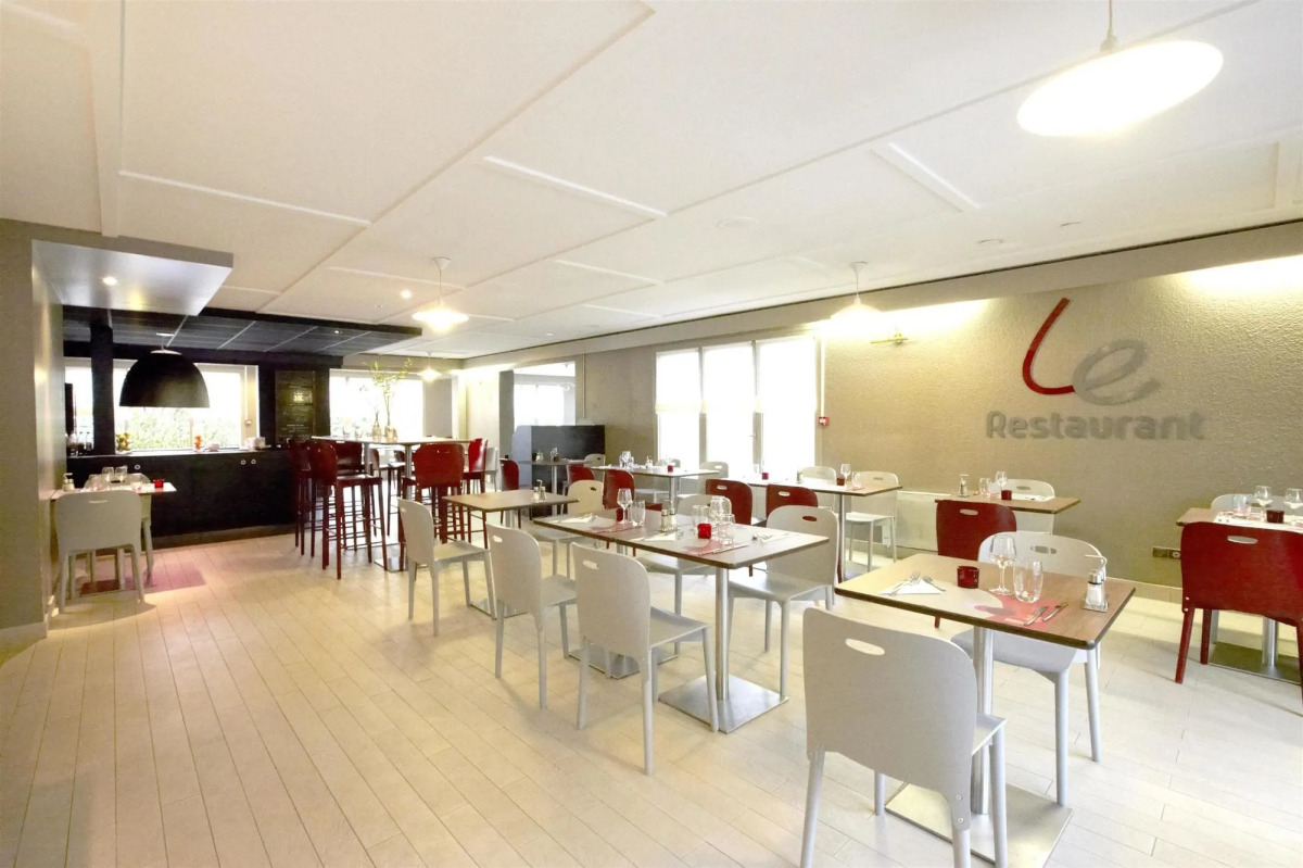 Greet Hotel Angouleme