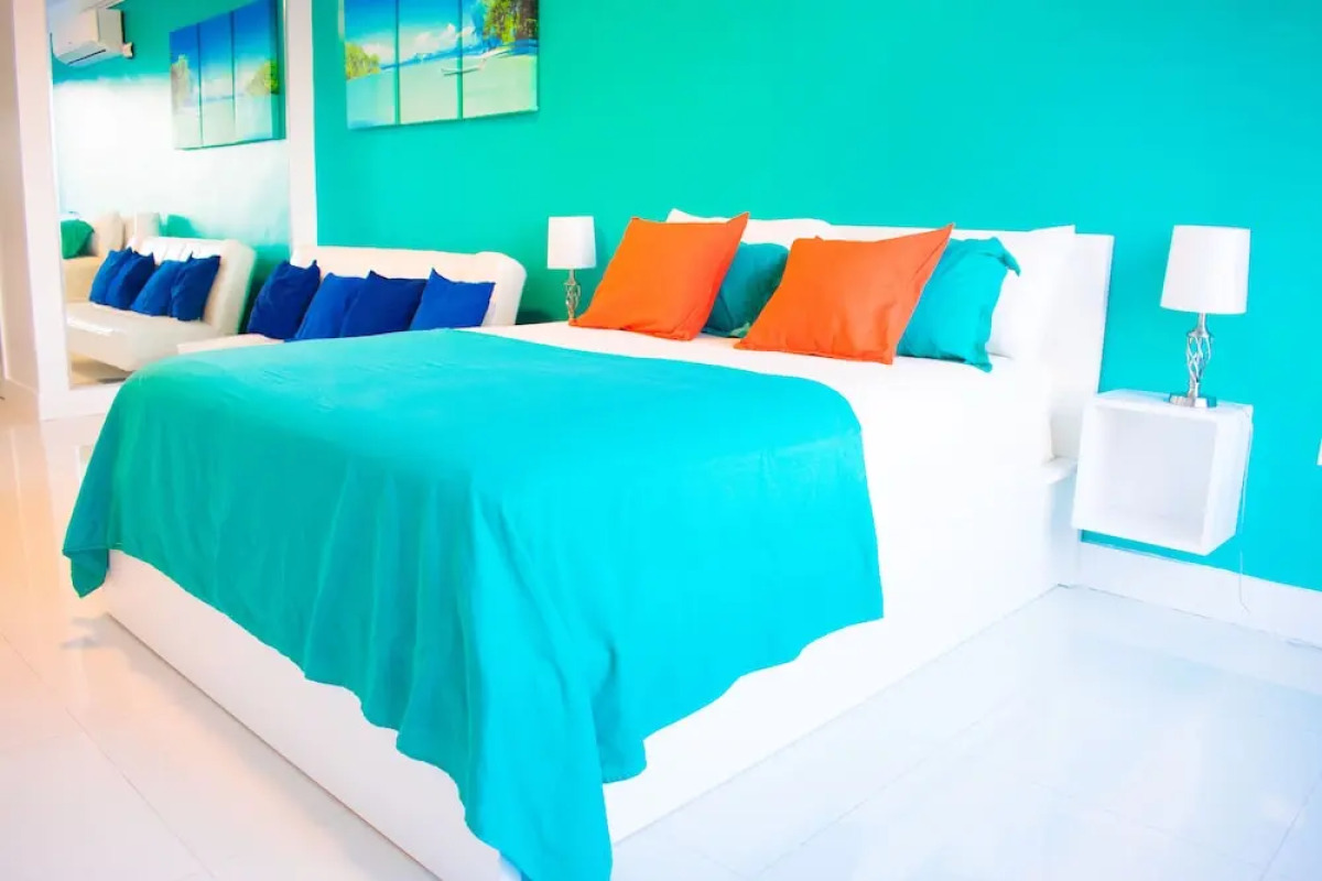 20 South Kingston Luxury Apartment