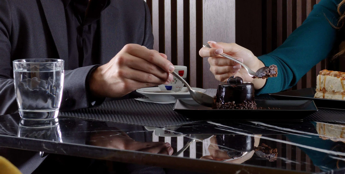 Отель NJV Athens Plaza