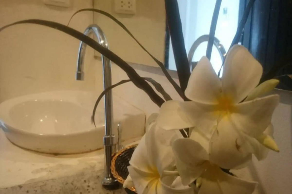 Blue Hill Beach Resort