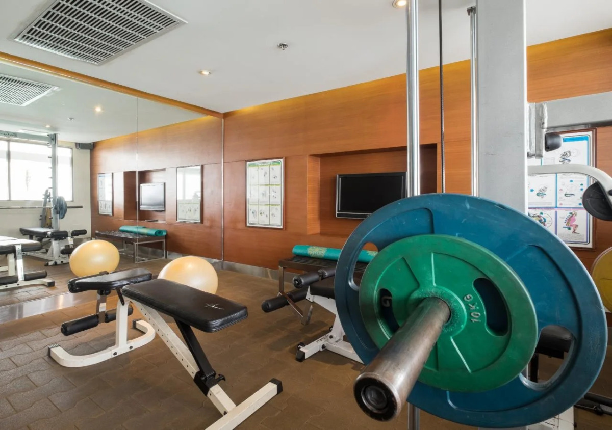 Отель Centre Point Silom